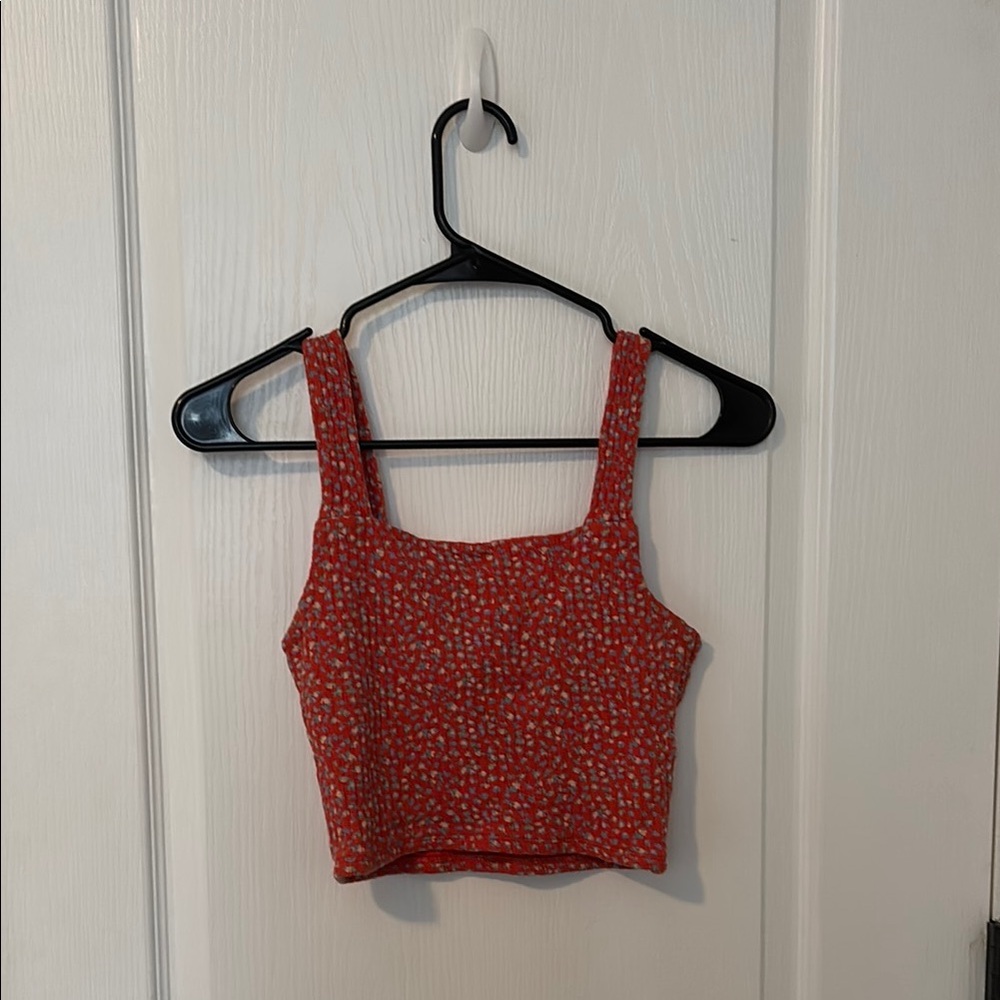 American Eagle Red Floral Pattern Ribbed Crop Tank